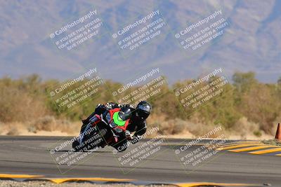 media/Nov-06-2022-SoCal Trackdays (Sun) [[208d2ccc26]]/Turn 7 Set 2 (1050am)/